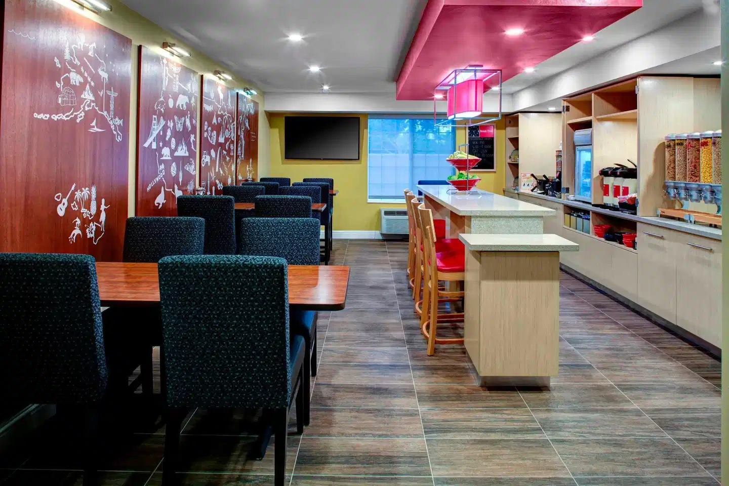 TownePlace Suites by Marriott Fresno Bar