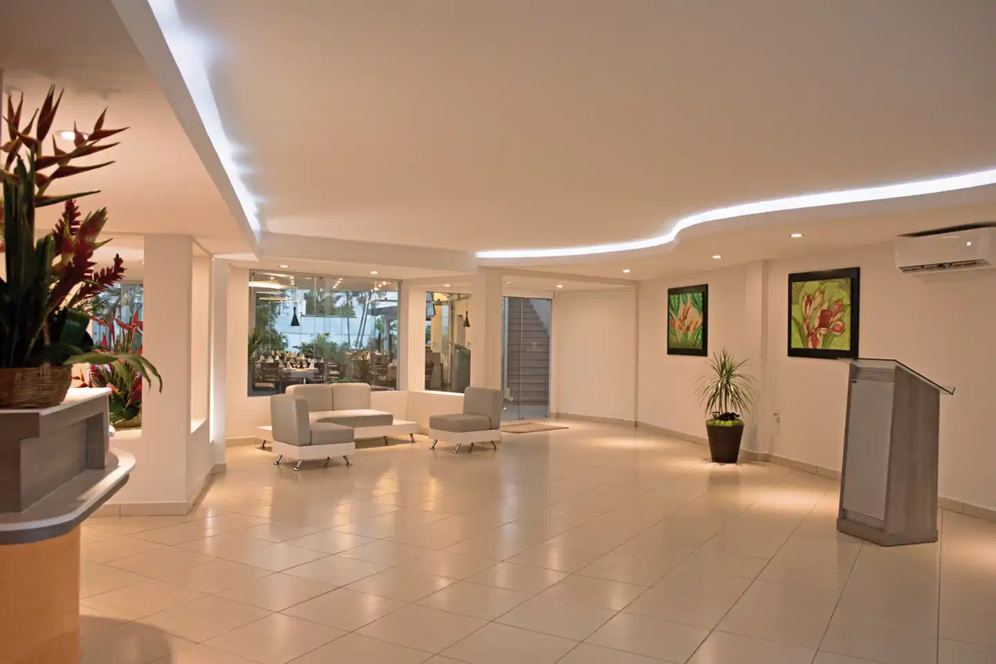 Tulija Palenque Hallenbad