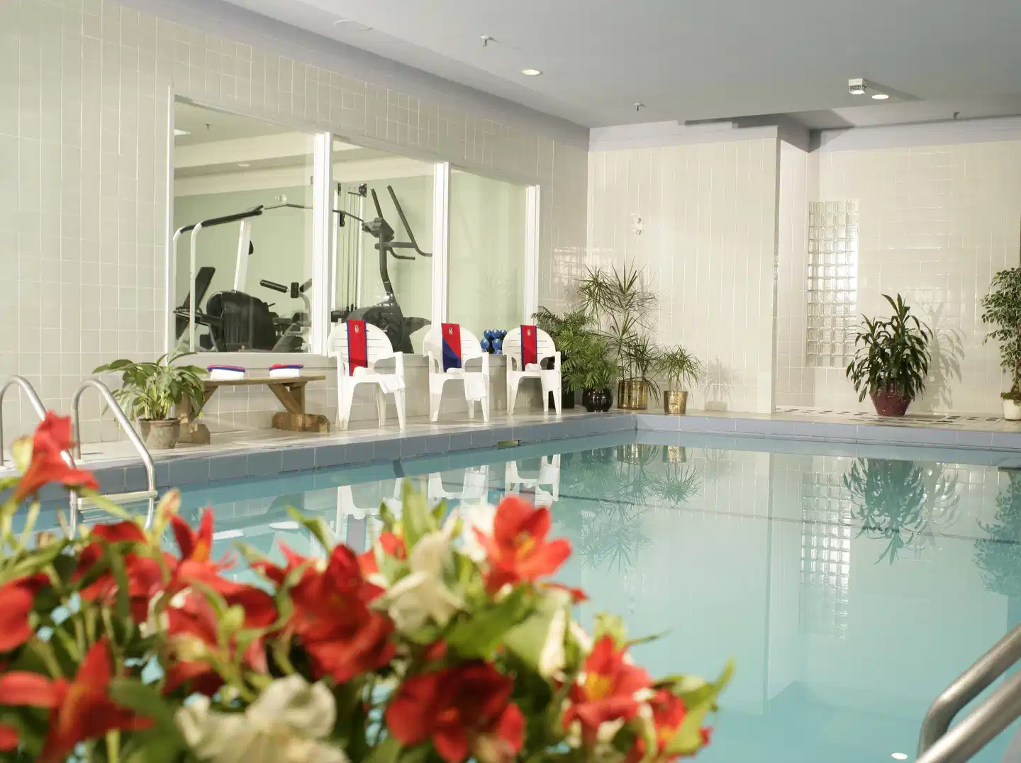 Manoir des Sables Hôtel & Golf Hallenbad