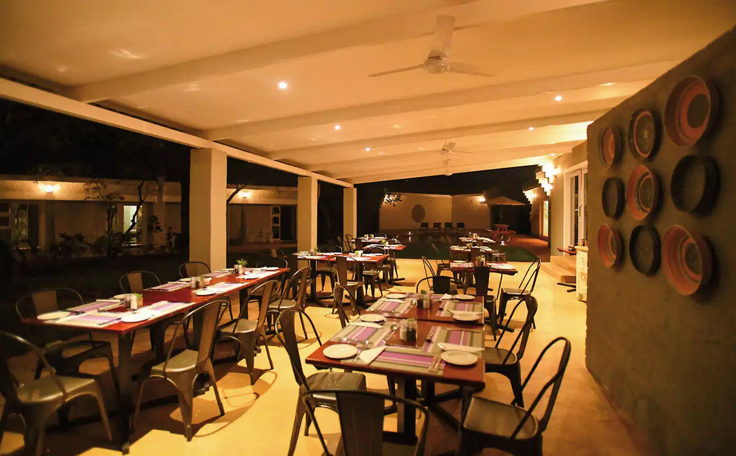 Phezulu Guest Lodge Restaurant