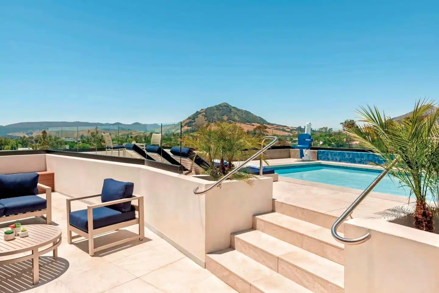 La Quinta Inn & Suites by Wyndham San Luis Obispo Downtown Wellness