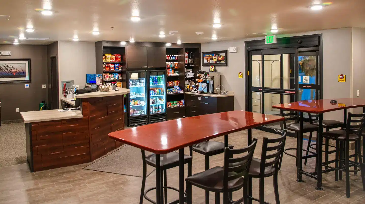 My Place Hotel-Kalispell, MT Bar