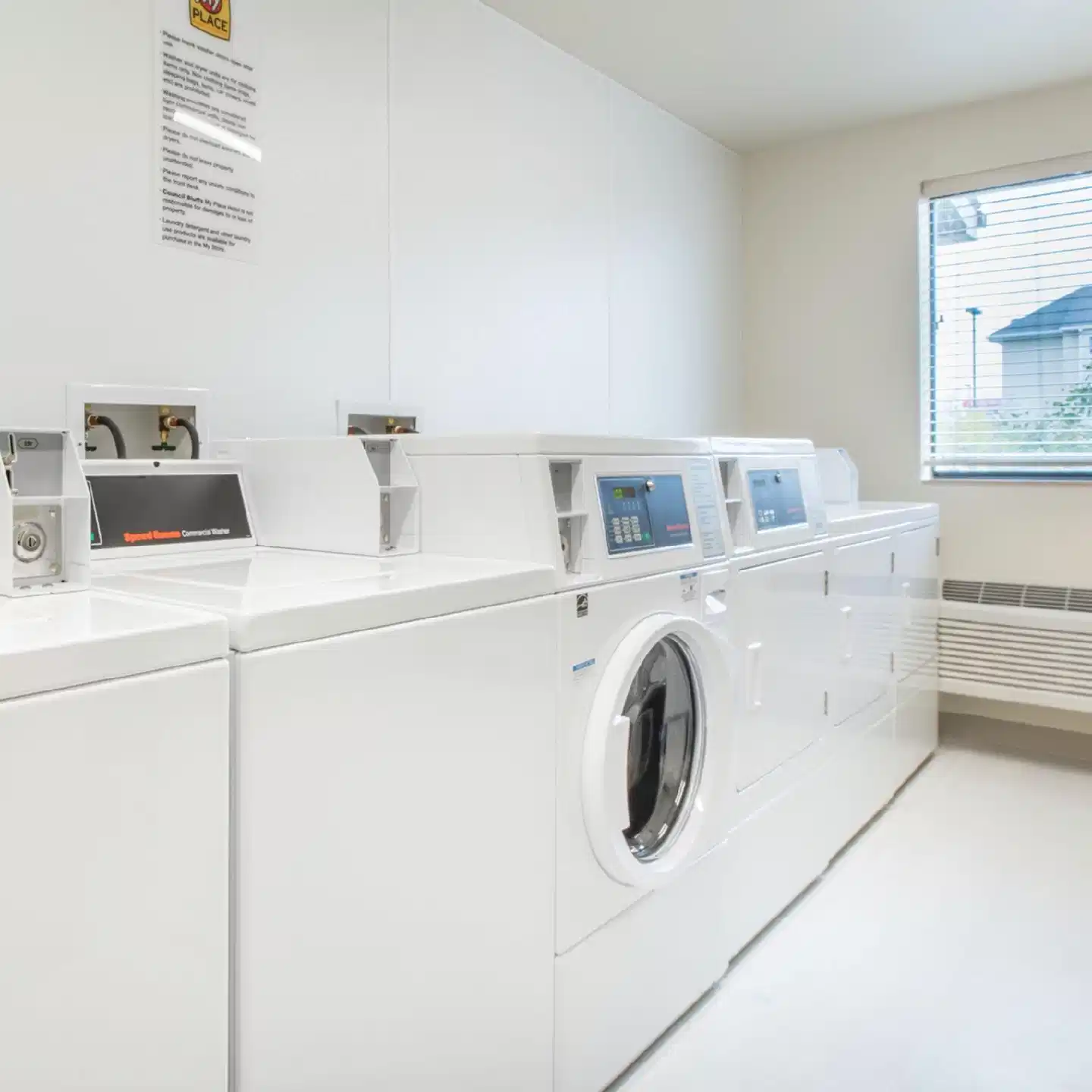 My Place Hotel-Kalispell, MT Badezimmer