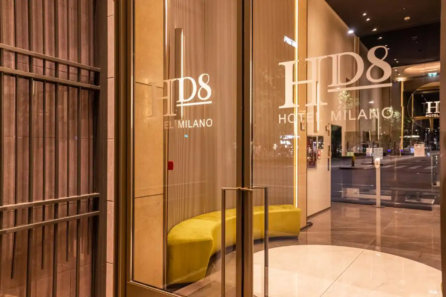 HD8 Hotel Milano Lobby
