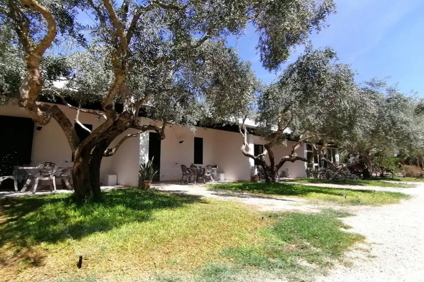 Lilybeo Village Aussenansicht