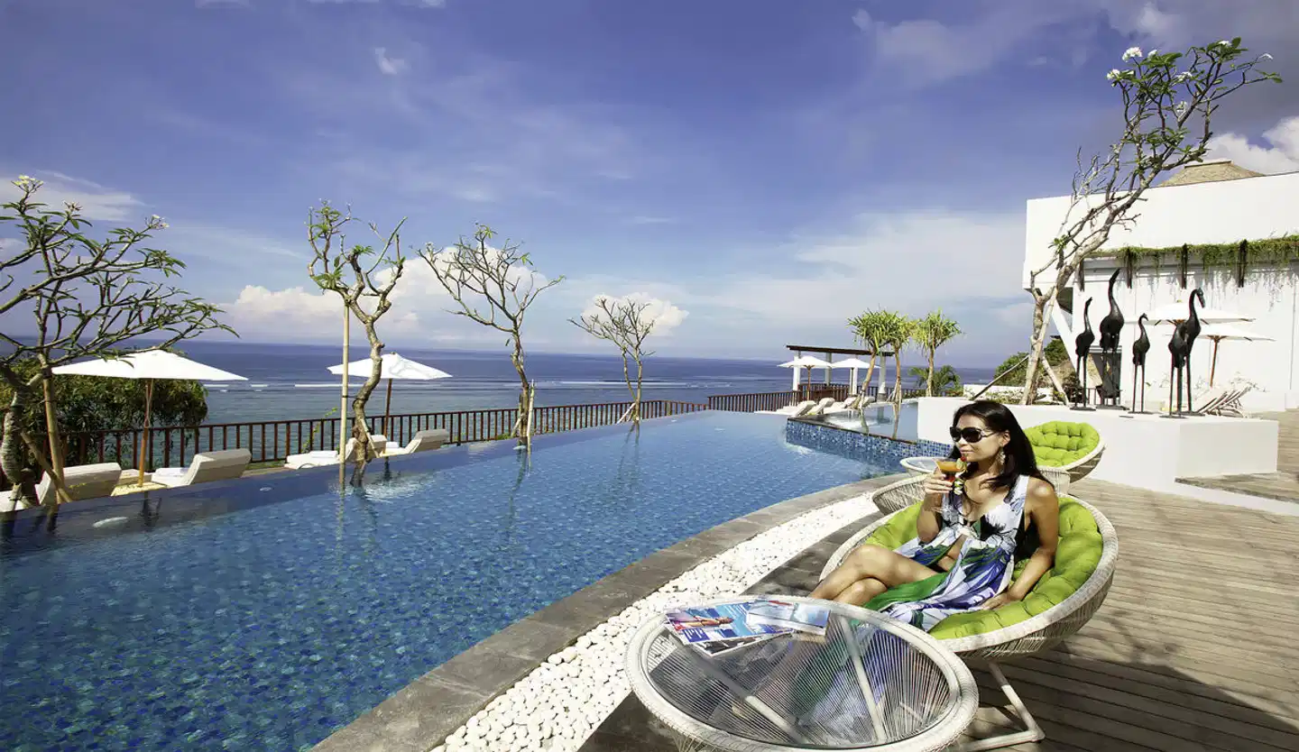 Samabe Bali Suites & Villas Pool