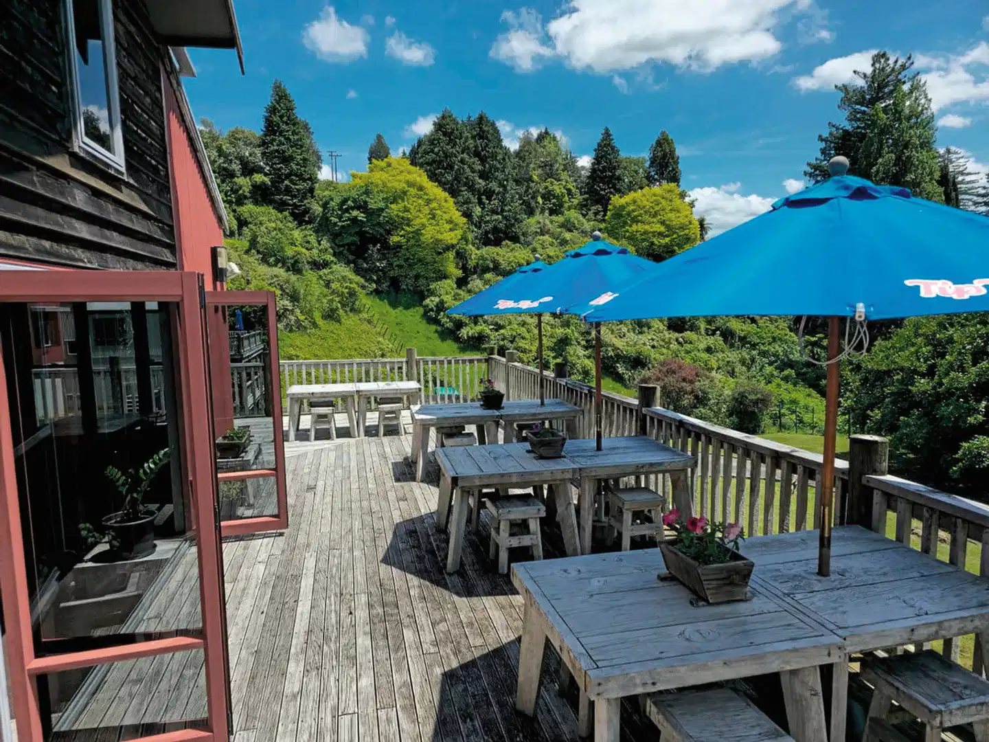 Waitomo Village Chalets Terrasse