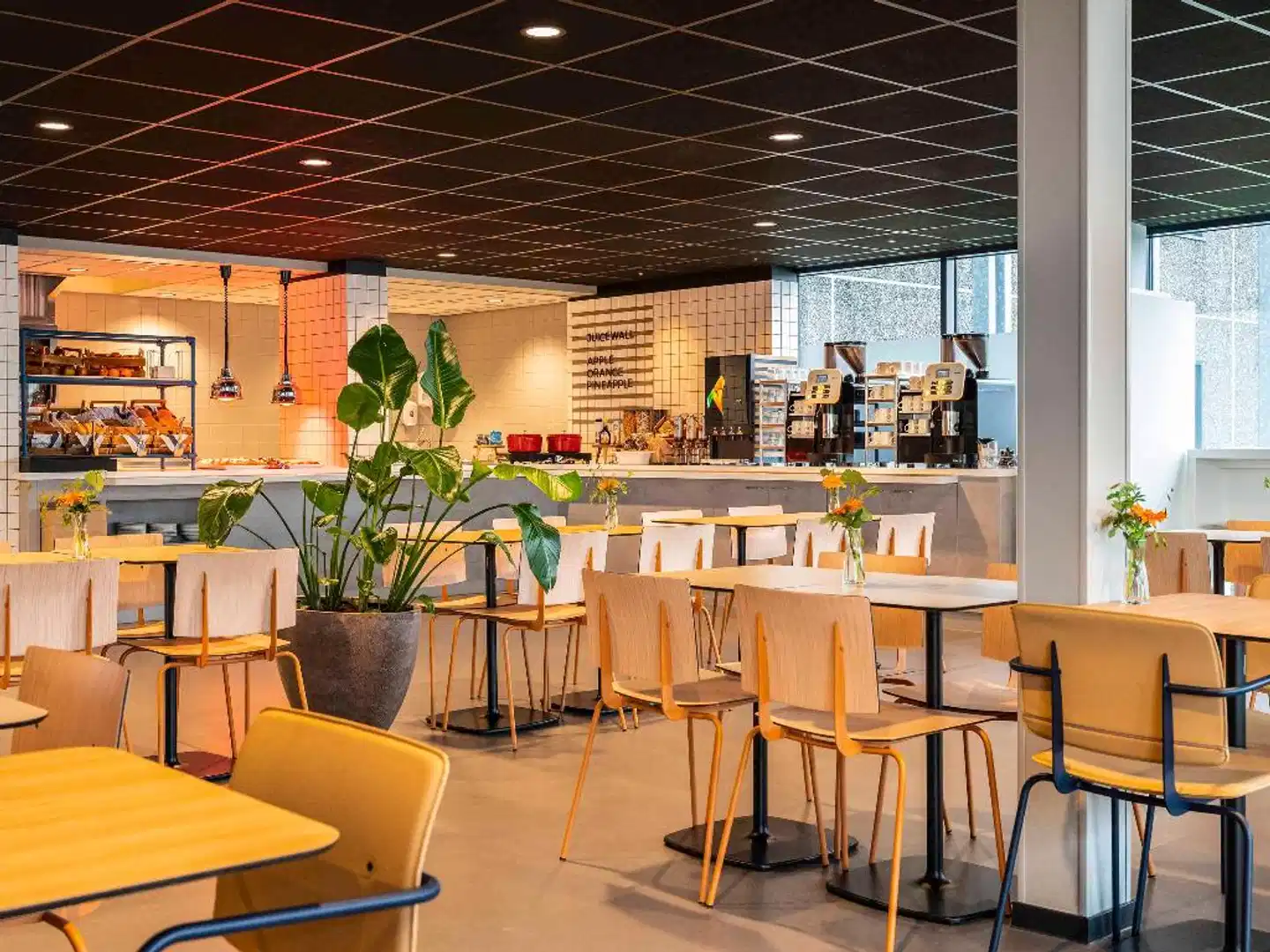 ibis budget Amsterdam Airport Bar