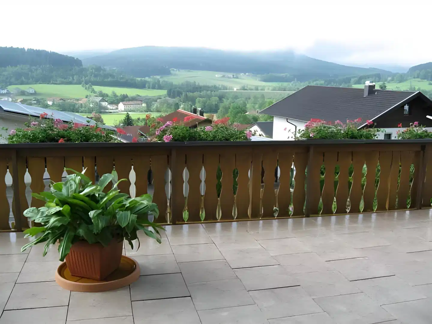 Steininger Aussenansicht