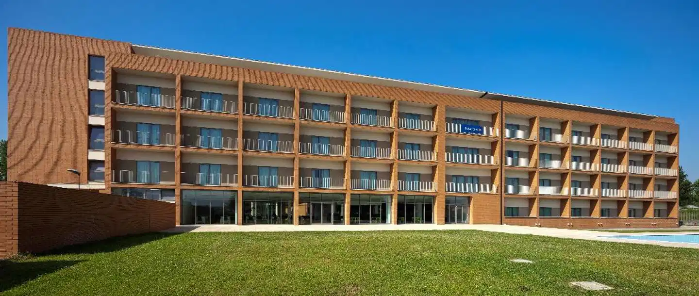 Tulip Inn Naples Airport Aussenansicht