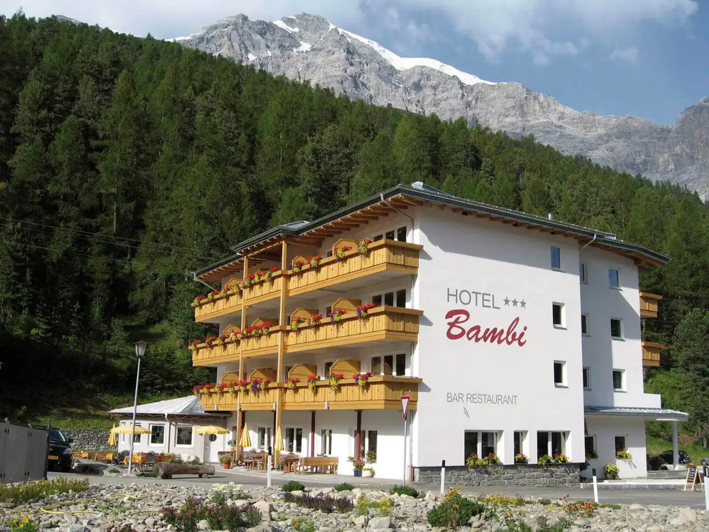 Hotel Bambi am Park Aussenansicht