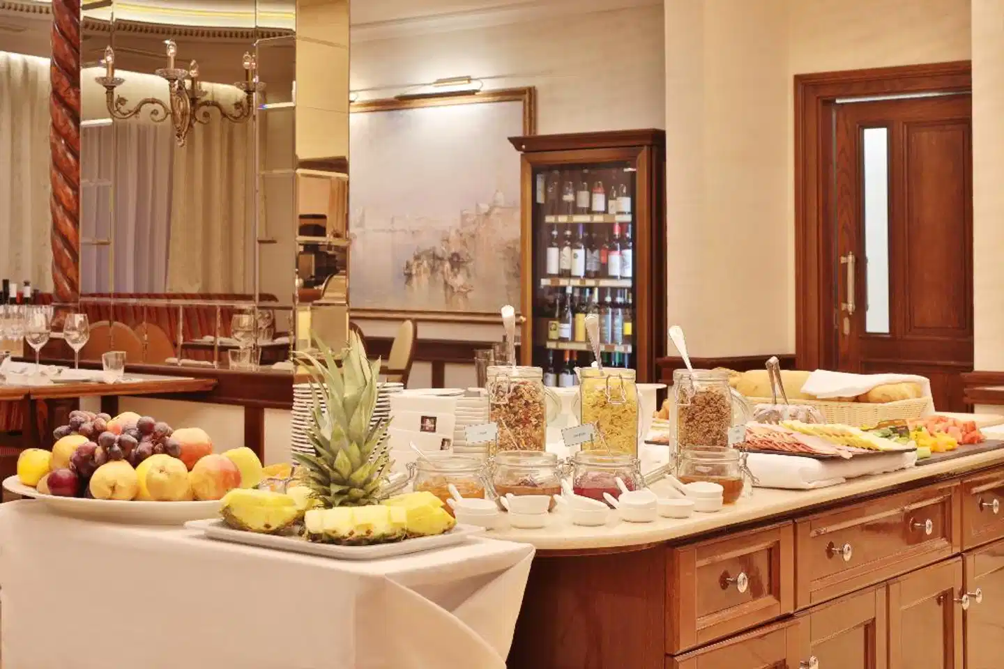 Luxury Wellness Resort Retro Riverside Restaurant