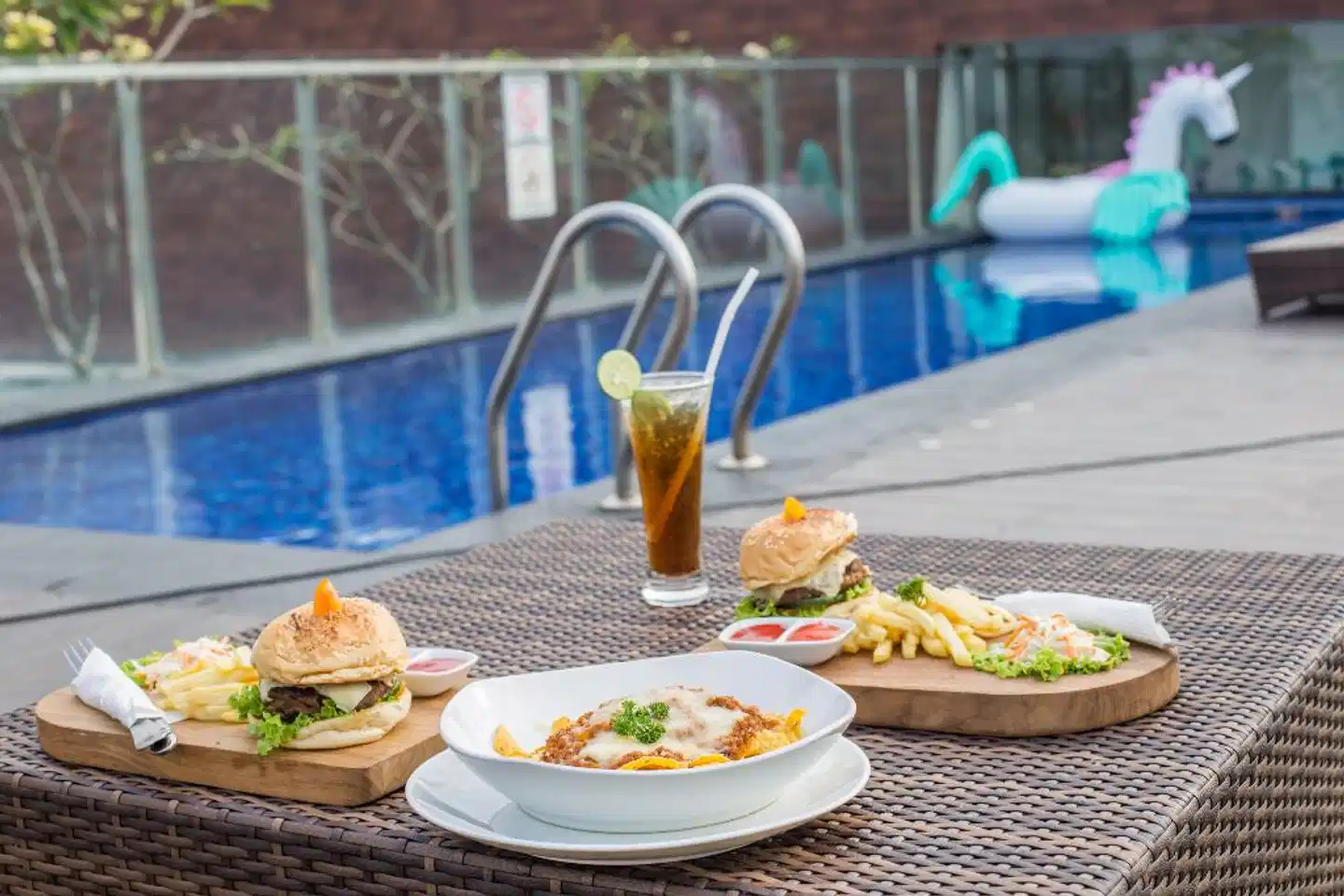 Zia Hotel Kuta Restaurant