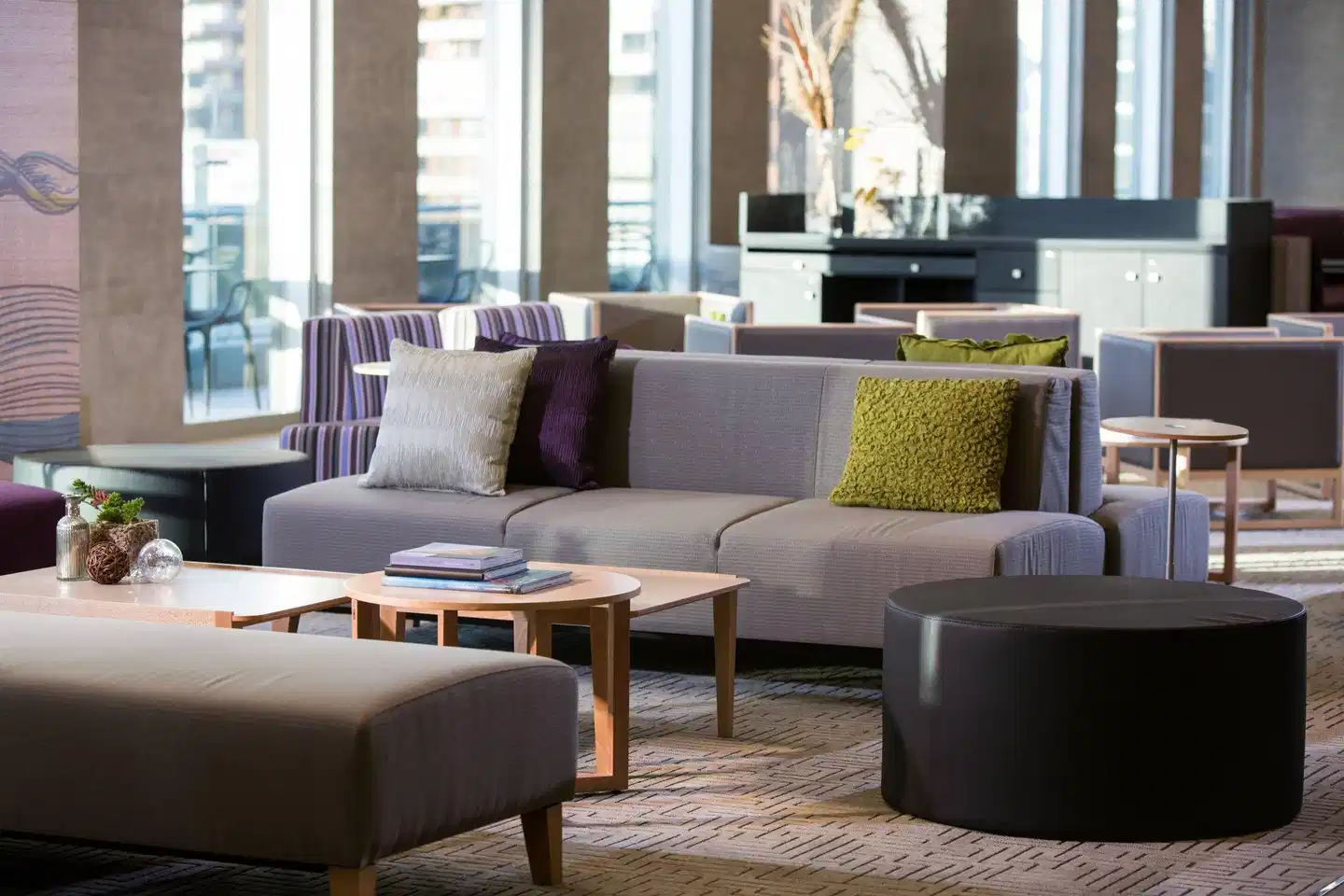 Courtyard by Marriott Santiago Las Condes Lobby