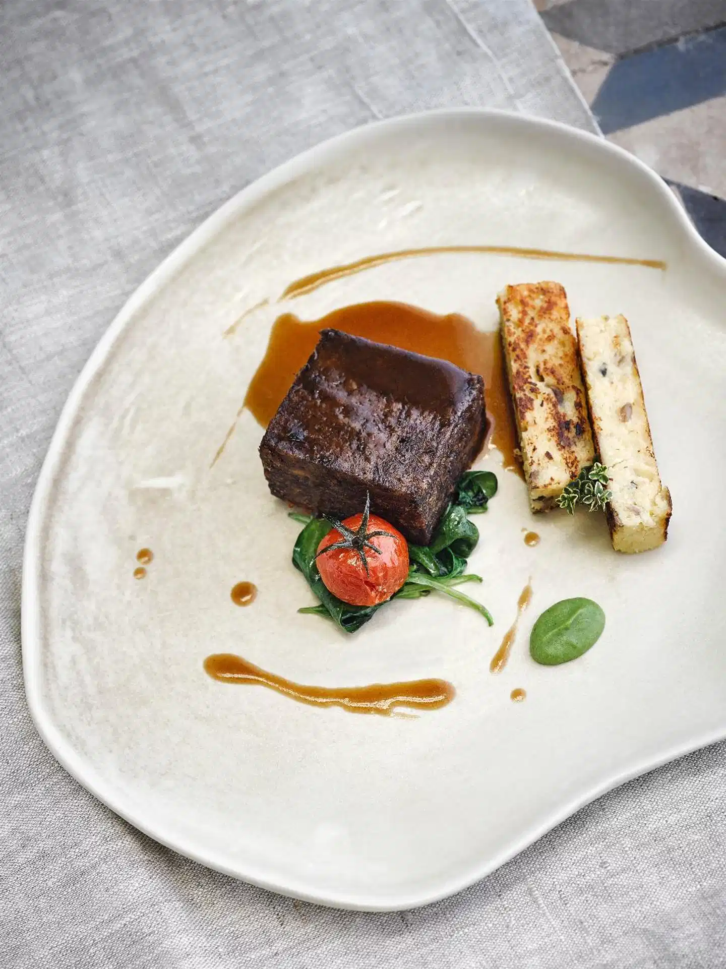 Mas Salagros - Eco Resort & Ancient Baths Restaurant