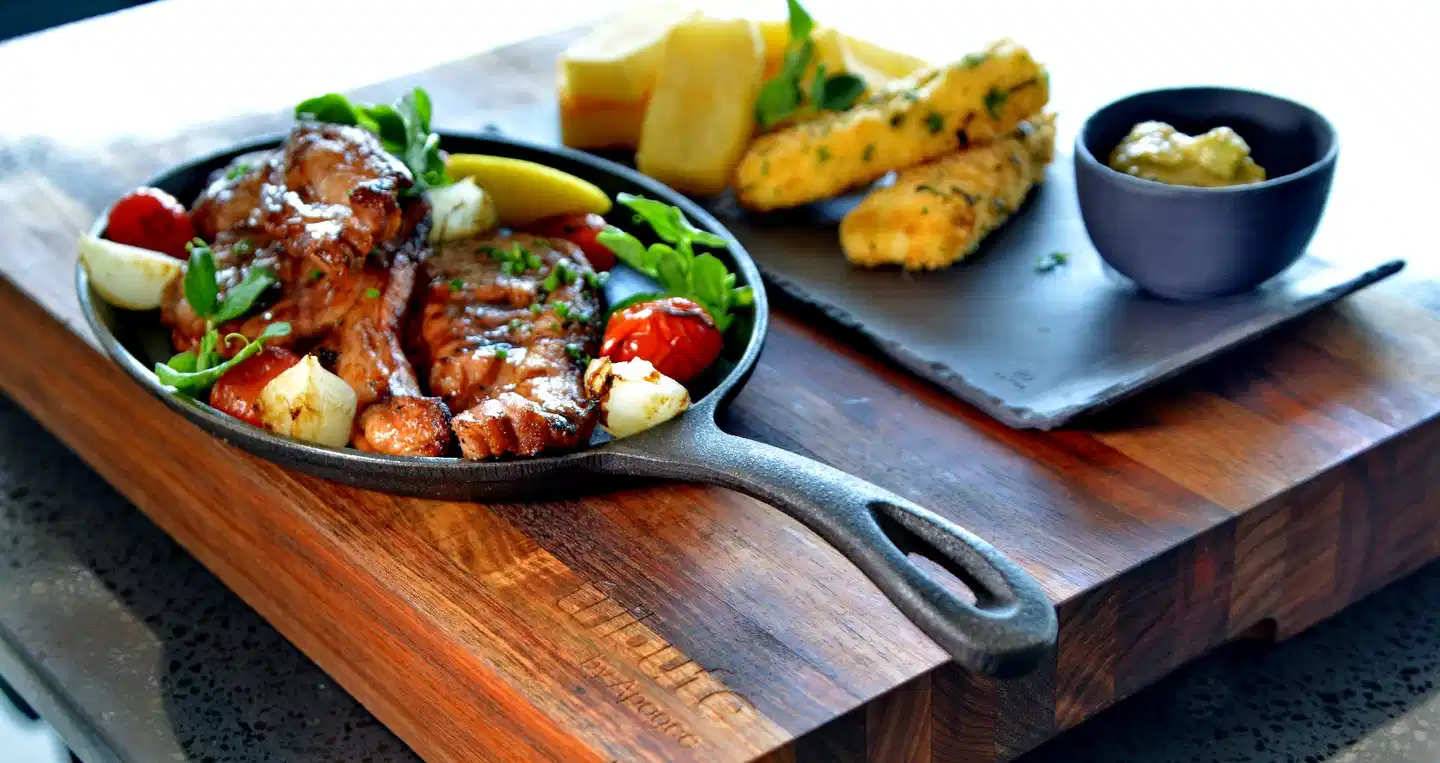 Apogee Boutique Hotel and Spa Restaurant