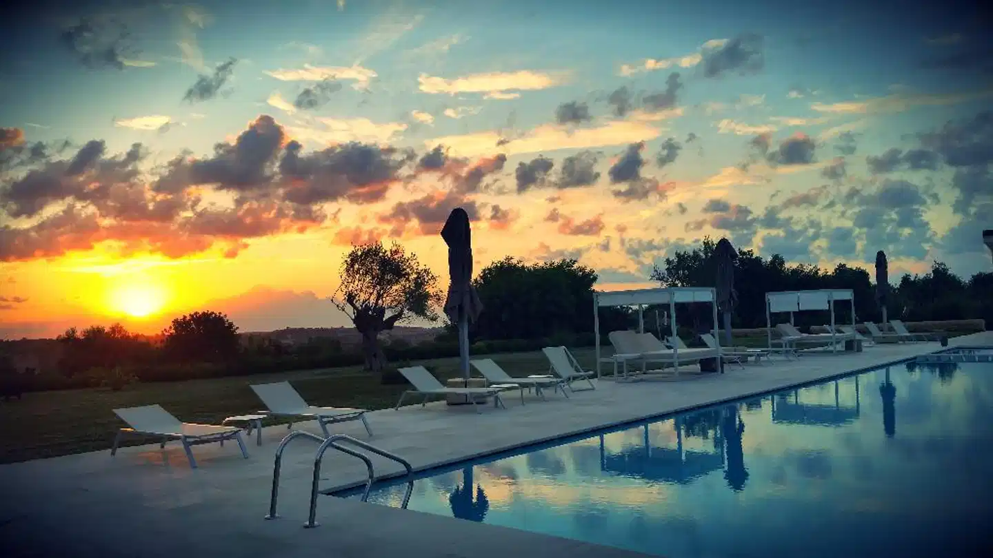 Masseria Della Volpe Pool