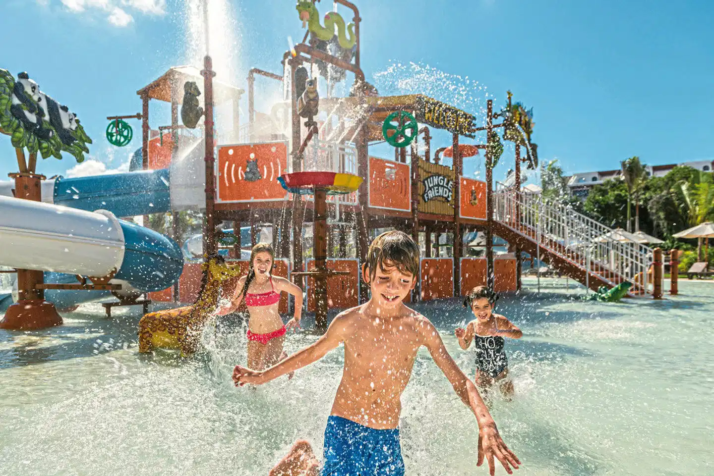 Ocean Riviera Paradise SPORT_AND_ENTERTAINMENT