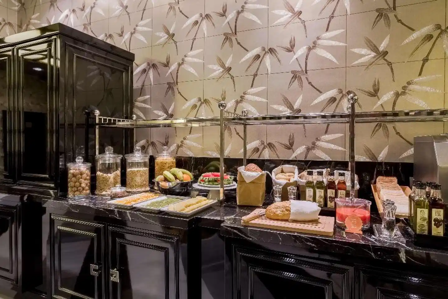 Room Mate Anna Restaurant