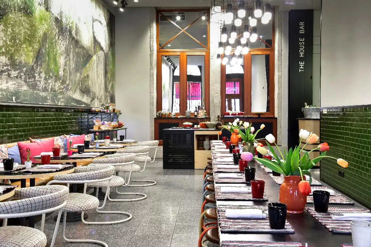 The House Ribeira Porto Hotel Bar