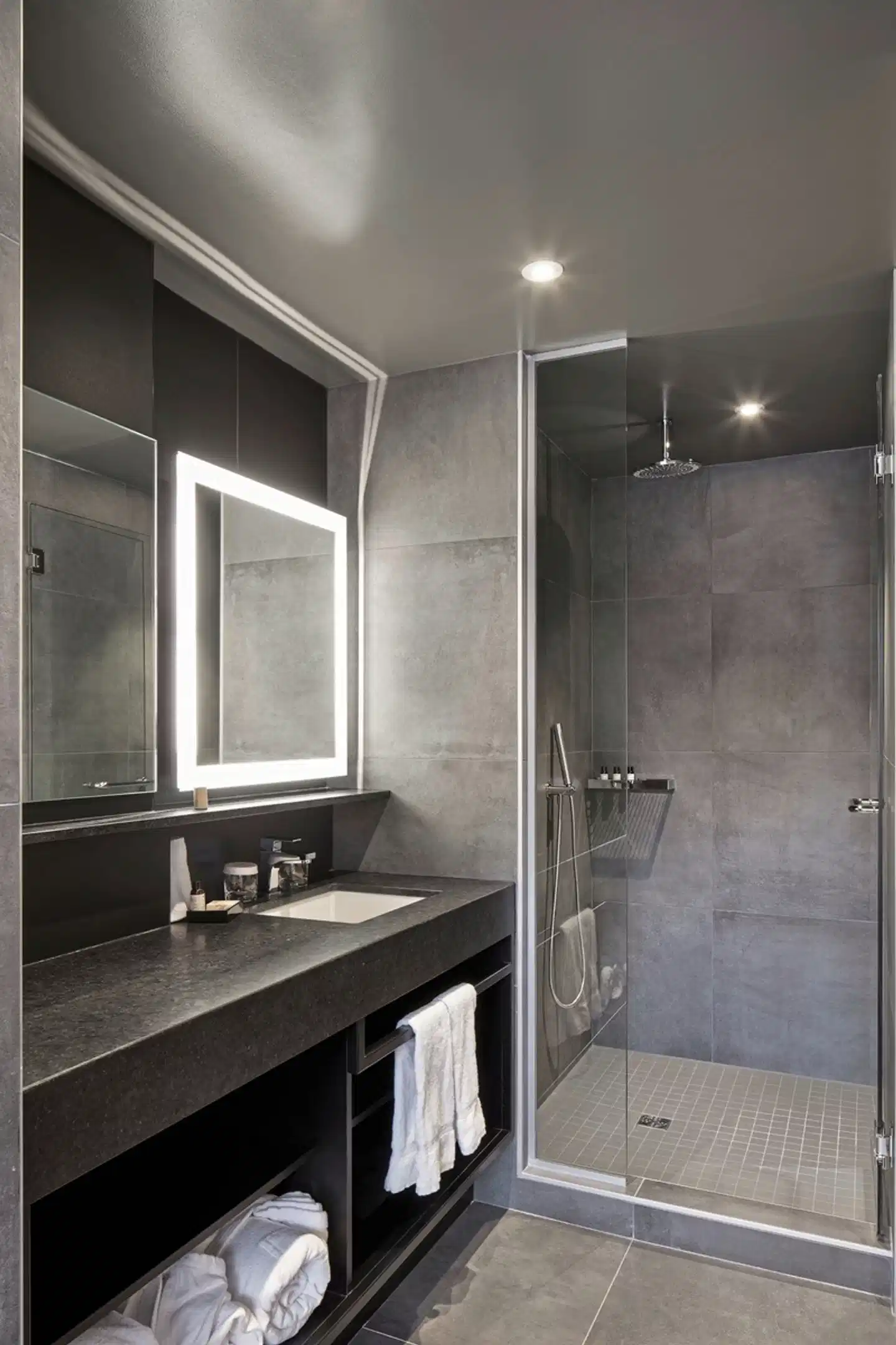 Hôtel Monville Badezimmer