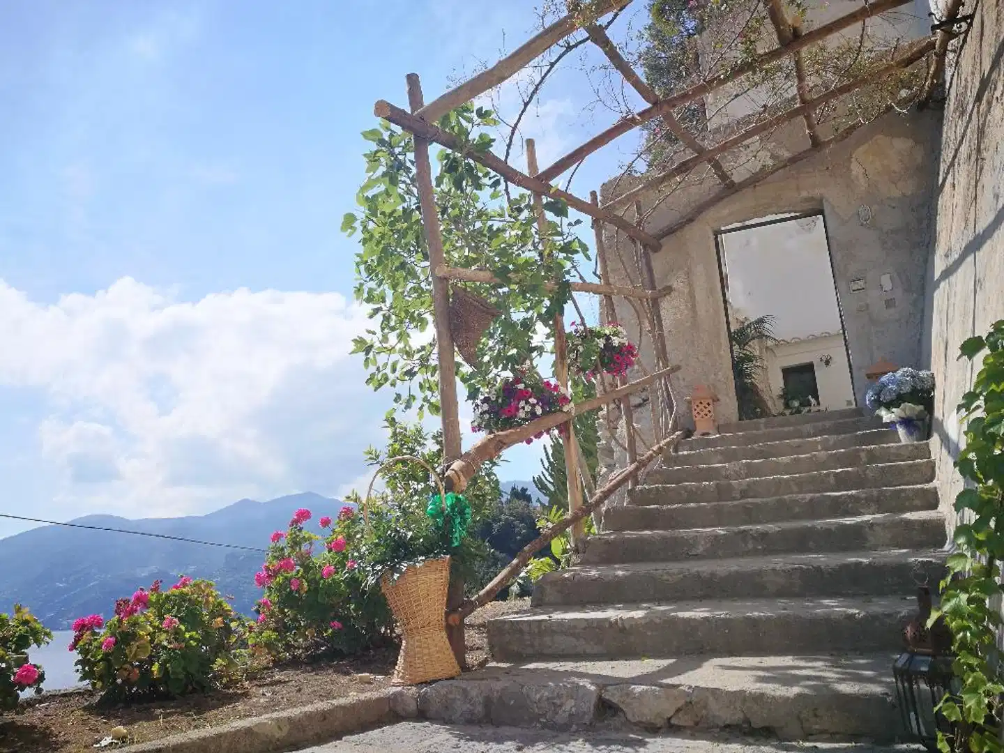 Badia di Santa Maria de'Olearia Aussenansicht