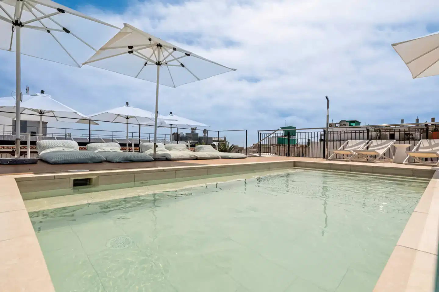 Neptuno Hotel & Spa Pool