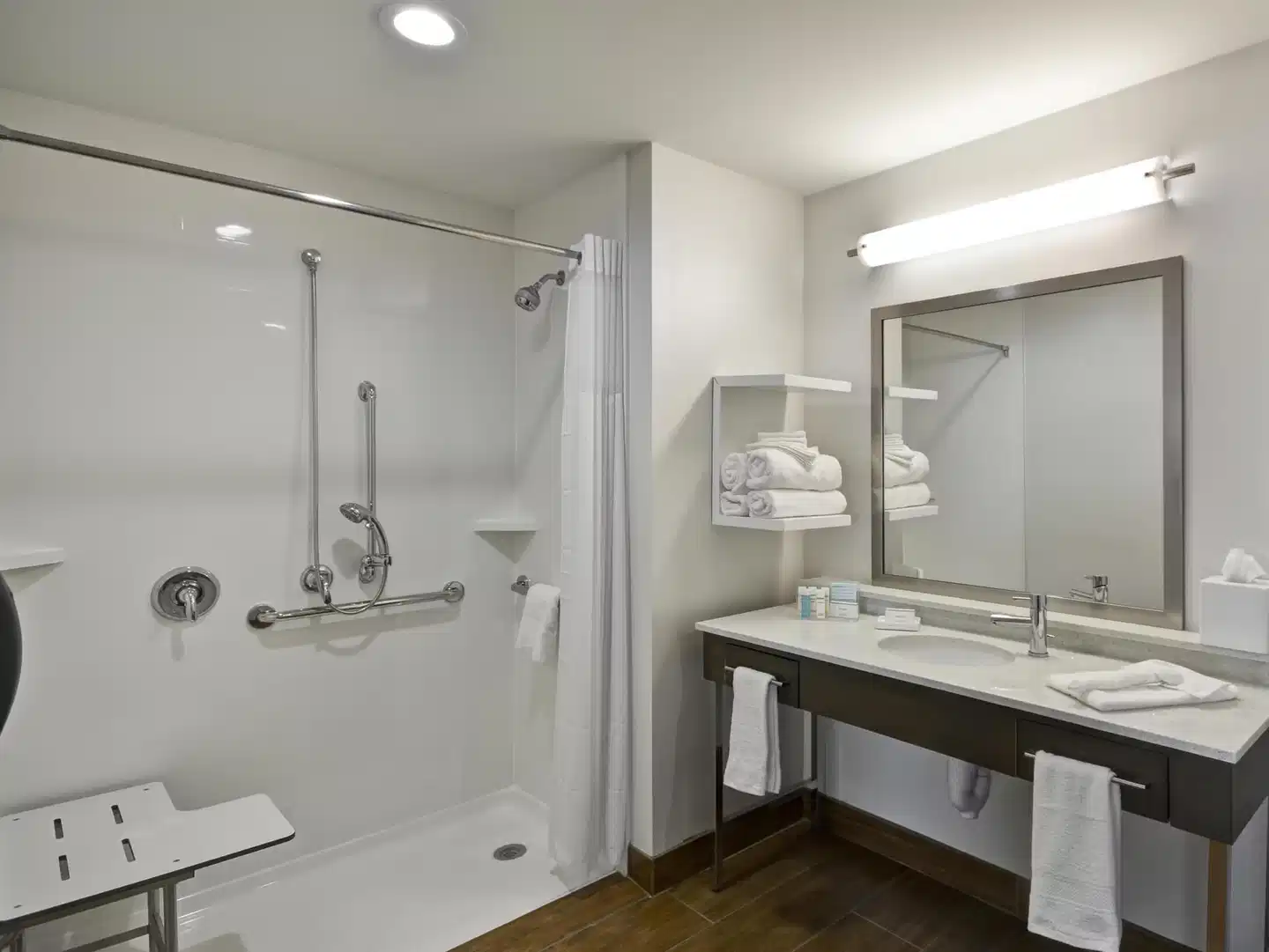 Hampton Inn Kyle Badezimmer