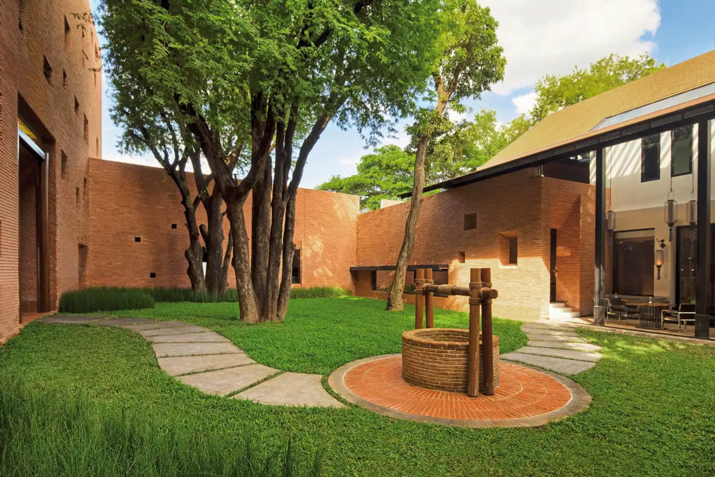 CROSS Chiang Mai Riverside Aussenansicht