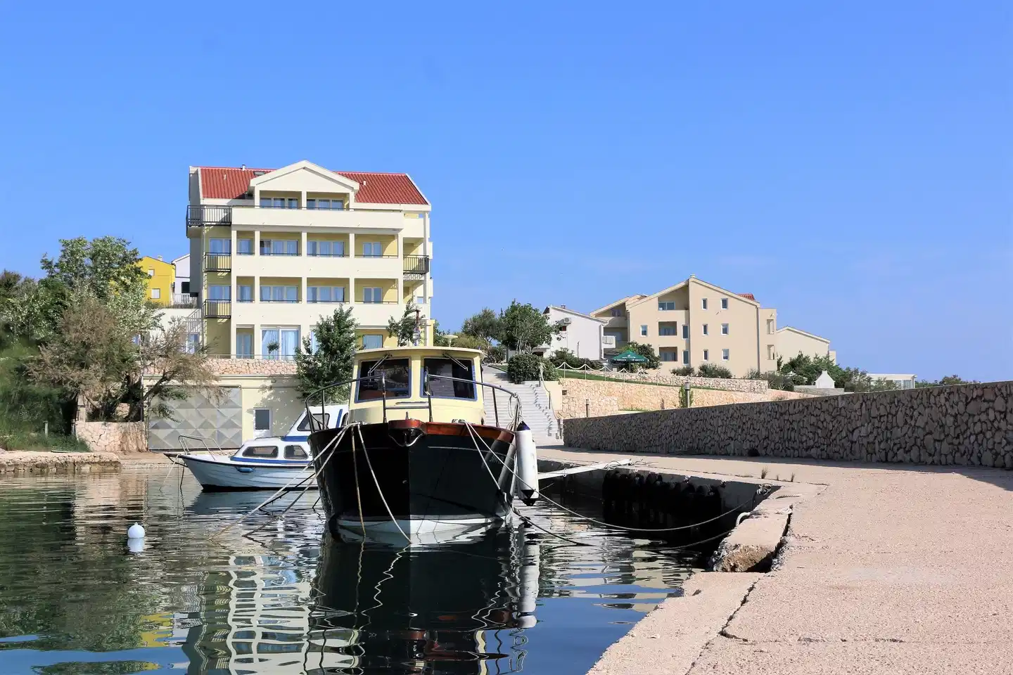 Vila 4m Apartments Aussenansicht