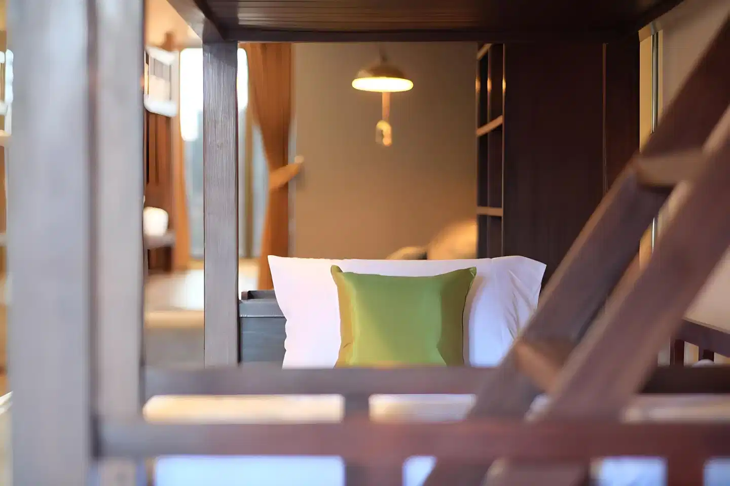 Phobphan Hostel Lobby