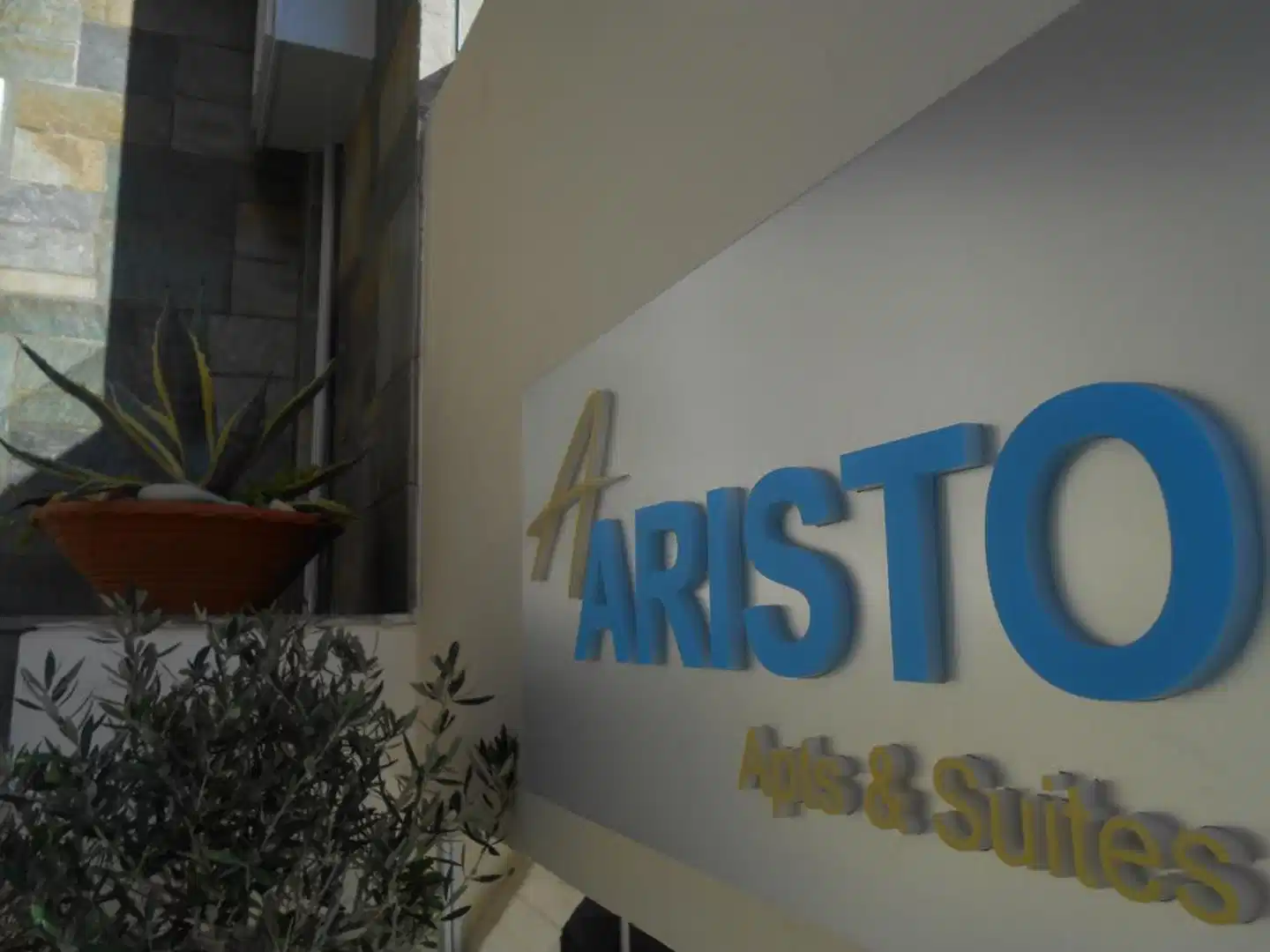 Aristo Lobby