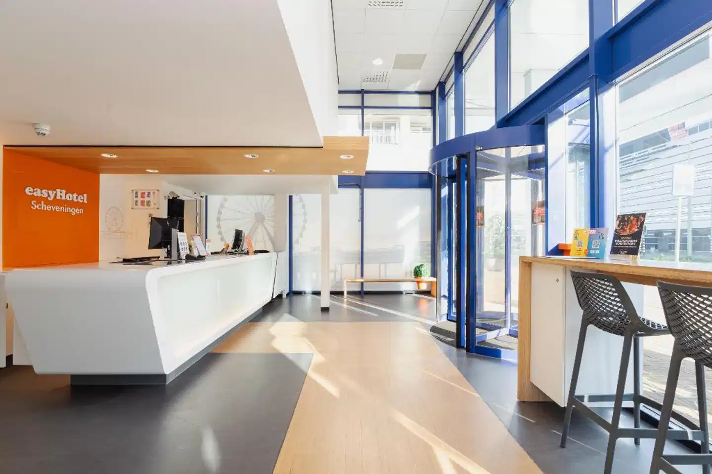 easyHotel The Hague Scheveningen Beach Lobby