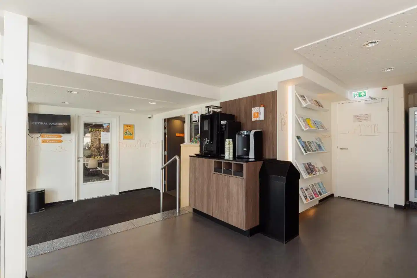 easyHotel The Hague Scheveningen Beach Lobby