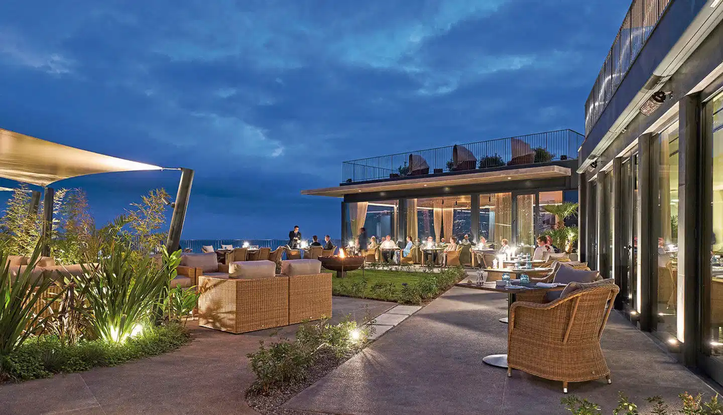 Les Suites at The Cliff Bay Terrasse