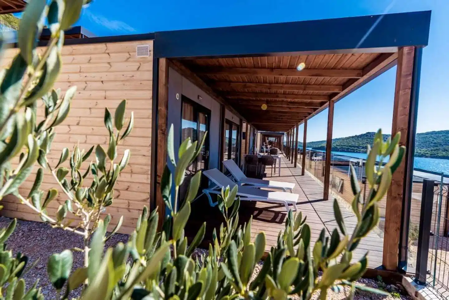 Olivia Green Camping Terrasse