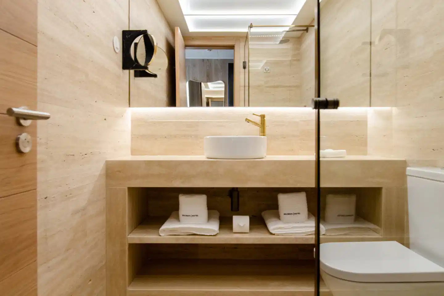 Browns Avenue Hotel Badezimmer