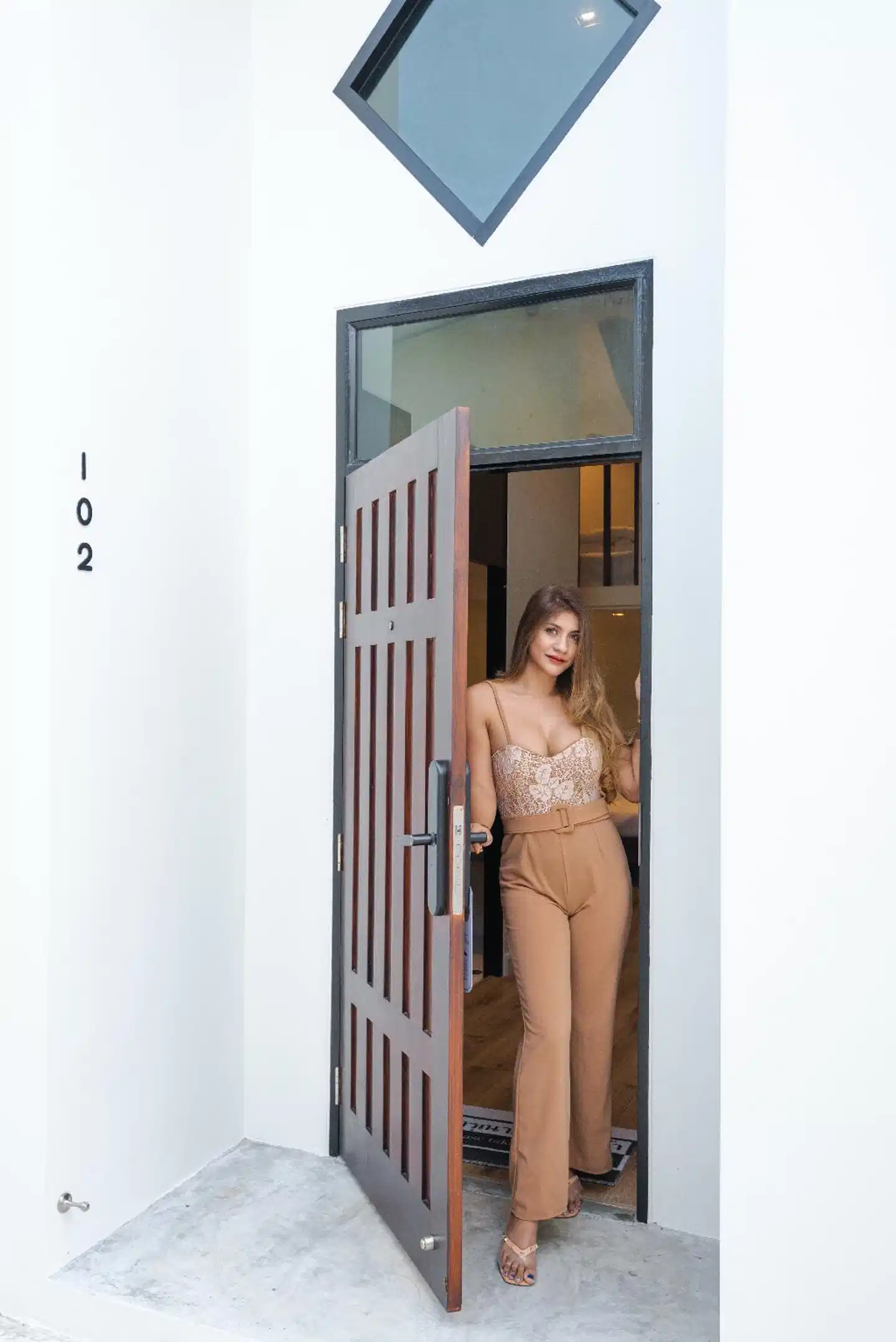 Play Poshtel & Cafe (SHA Certified) Aussenansicht