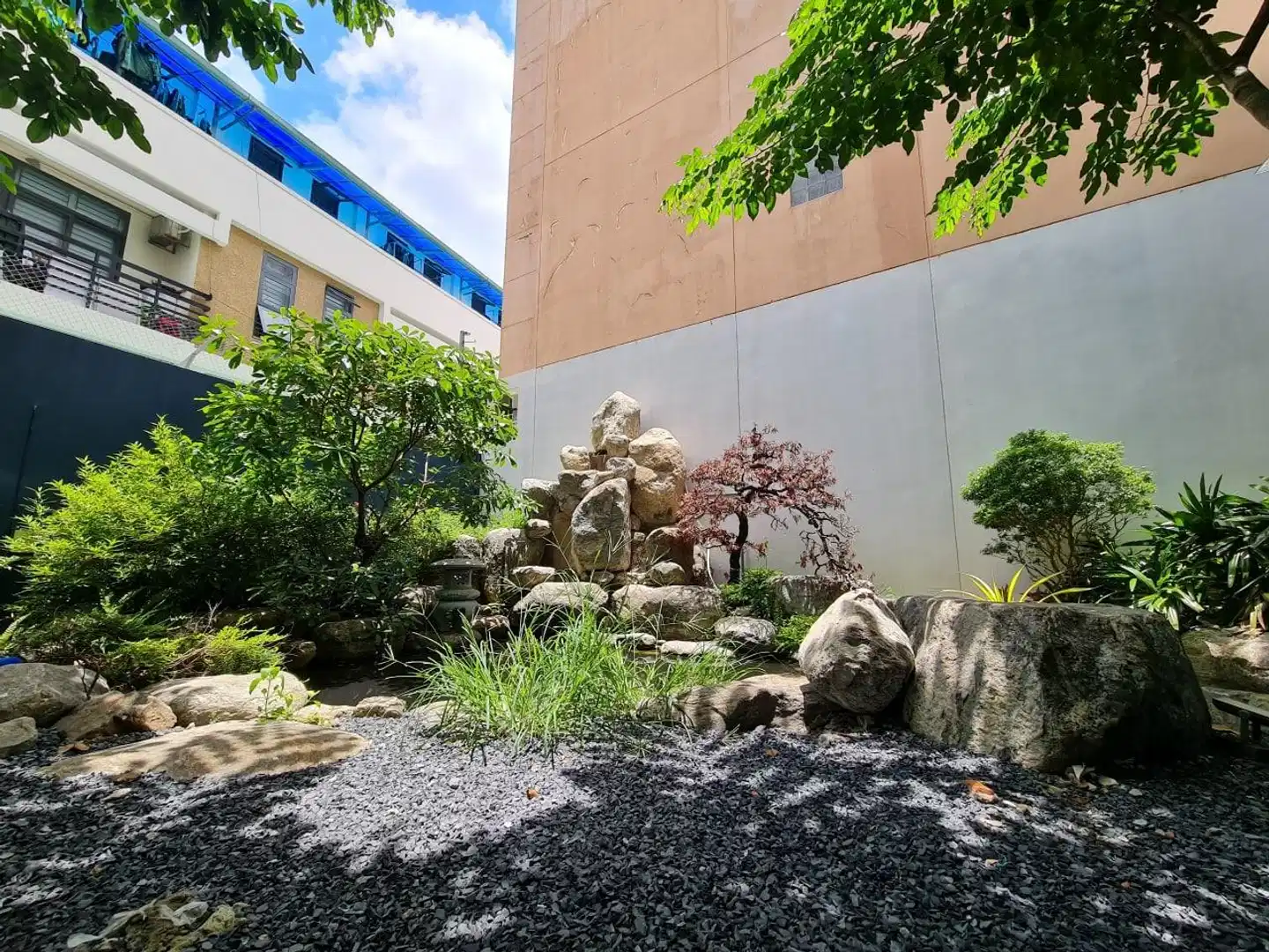 M Village The Boutique Garten