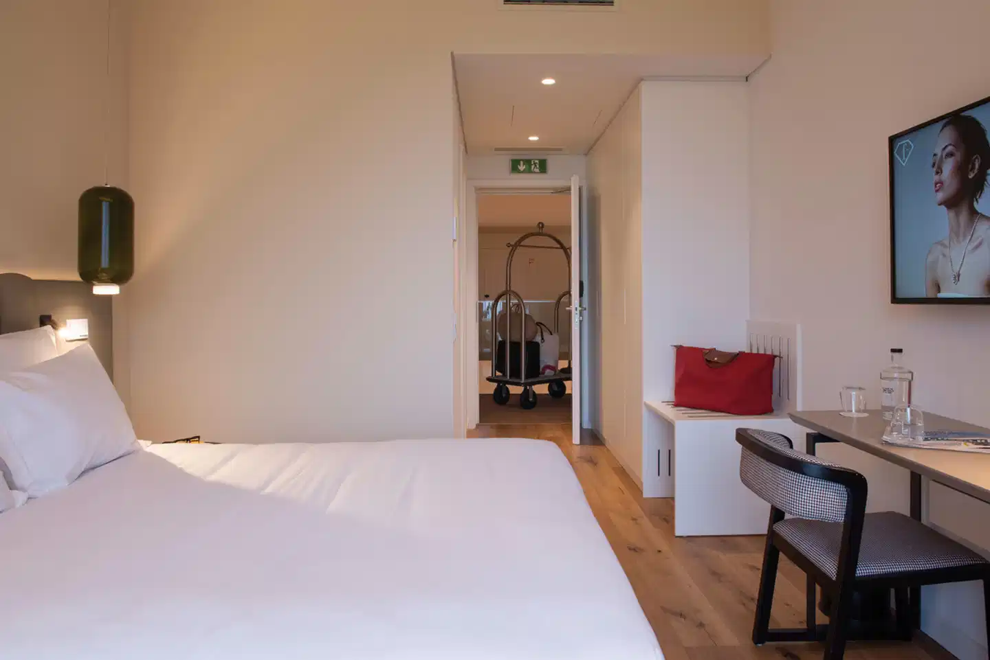 Sines Sea View Business & Leisure Hotel Wohnbeispiel