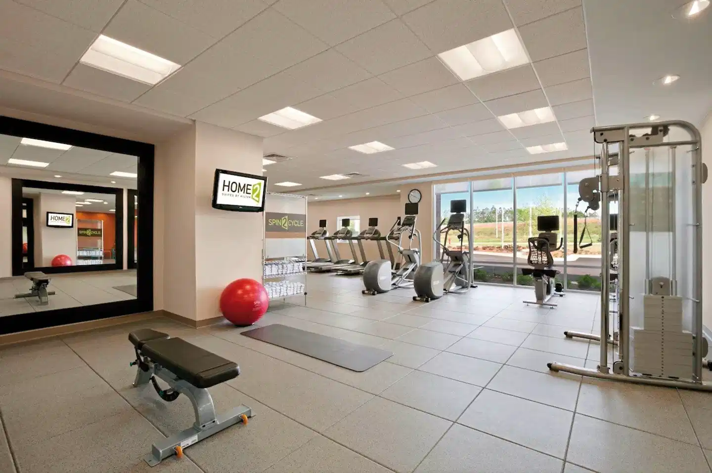 Home2 Suites by Hilton Huntsville Sport und Entertainment