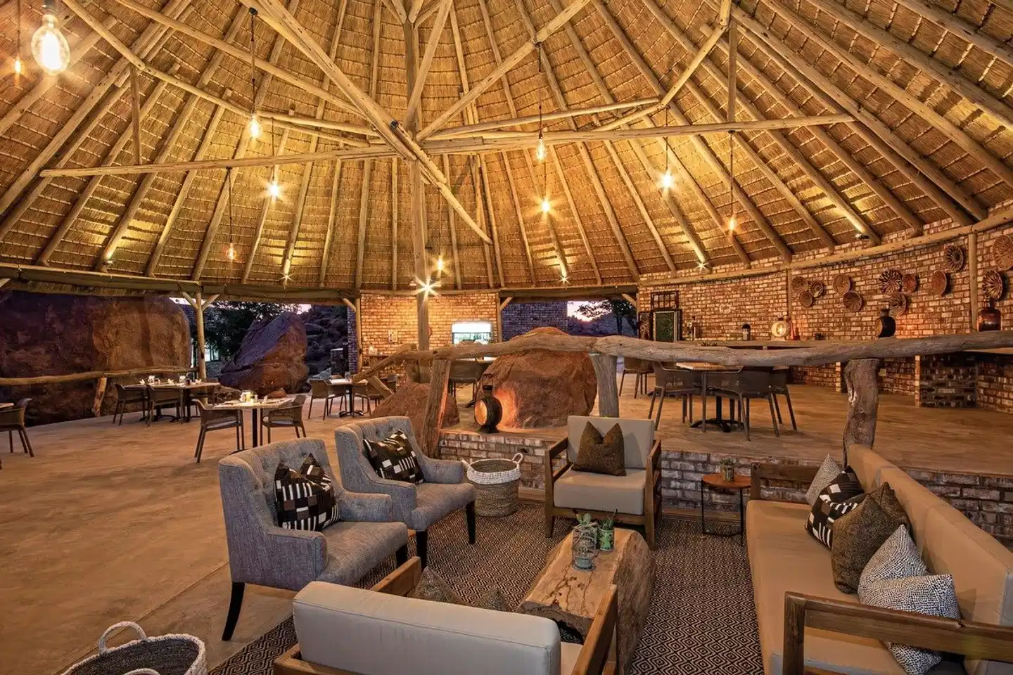 Ondjamba Hills Konferenz