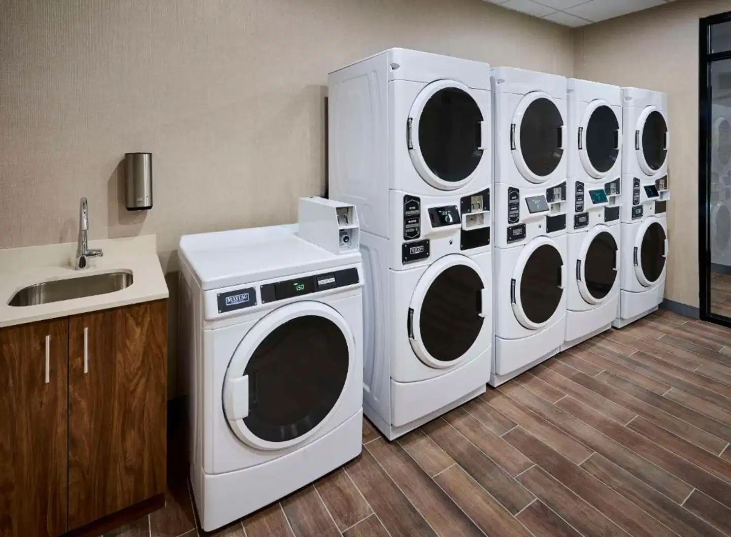 Hampton Inn by Hilton Hamilton Restaurant