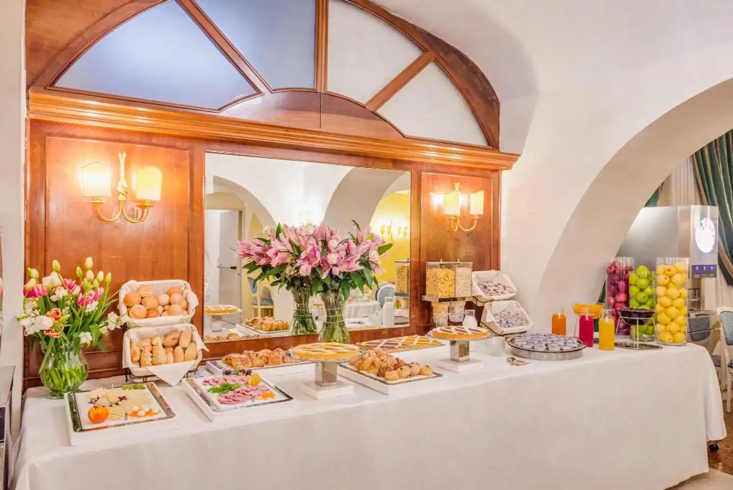 Raeli Hotel Floridia Restaurant