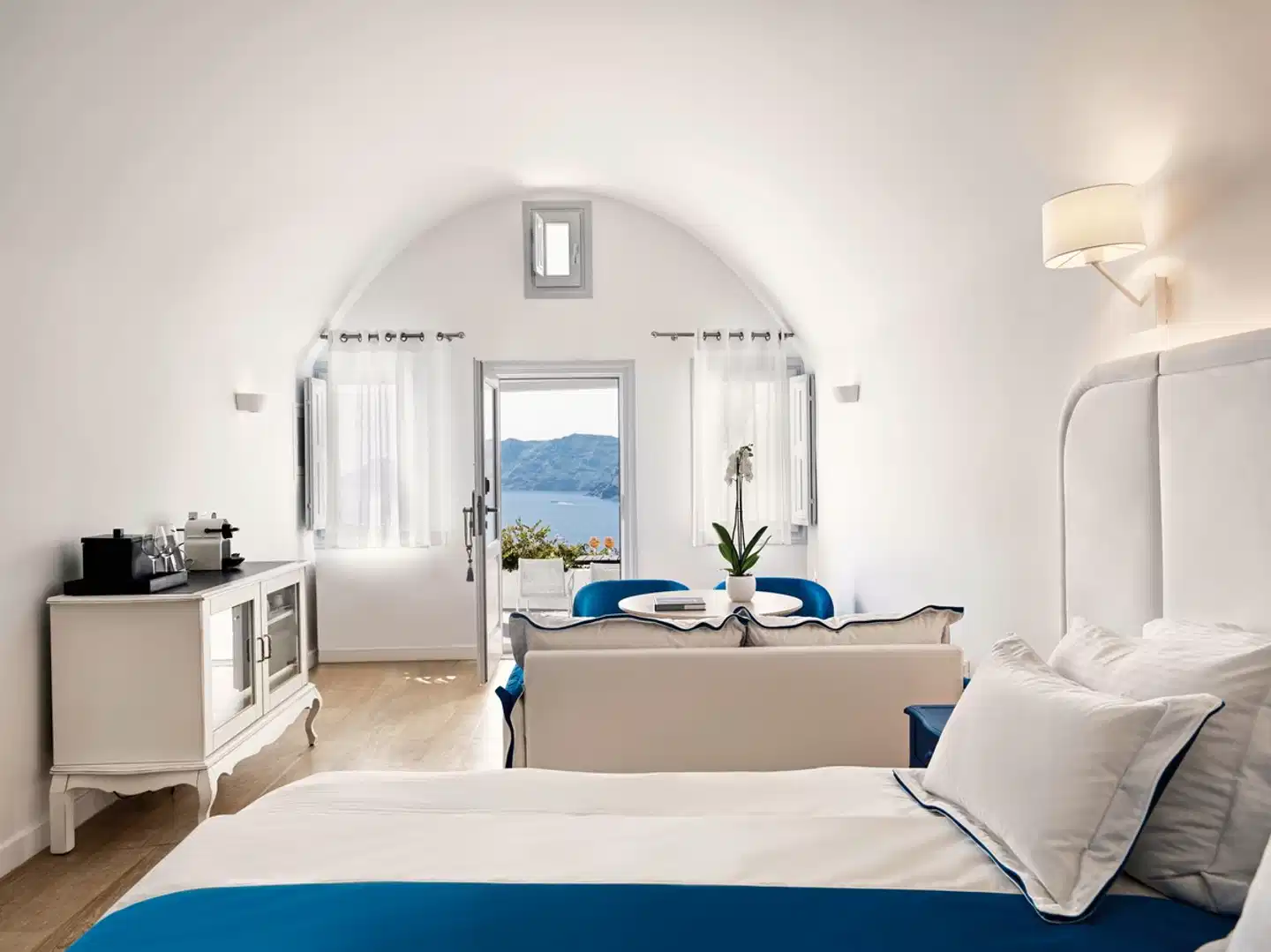 Katikies Santorini Wohnbeispiel