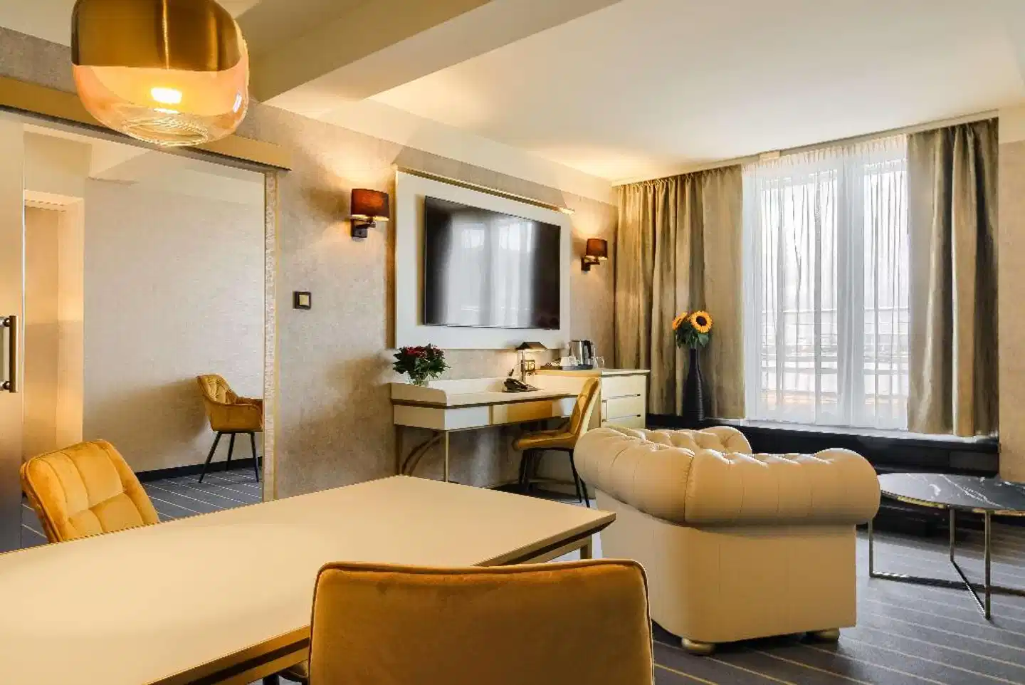 Park Hotel Diament Wroclaw Wohnbeispiel