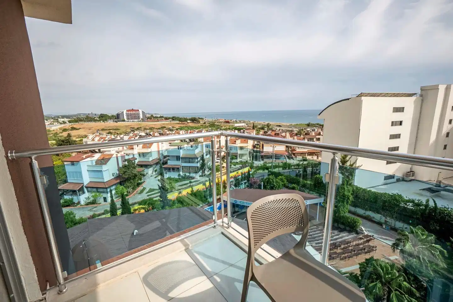 Cenger Beach Resort Terrasse