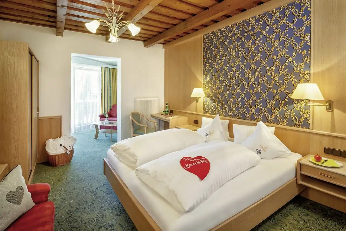 Familienhotel Hinteregger Wohnbeispiel