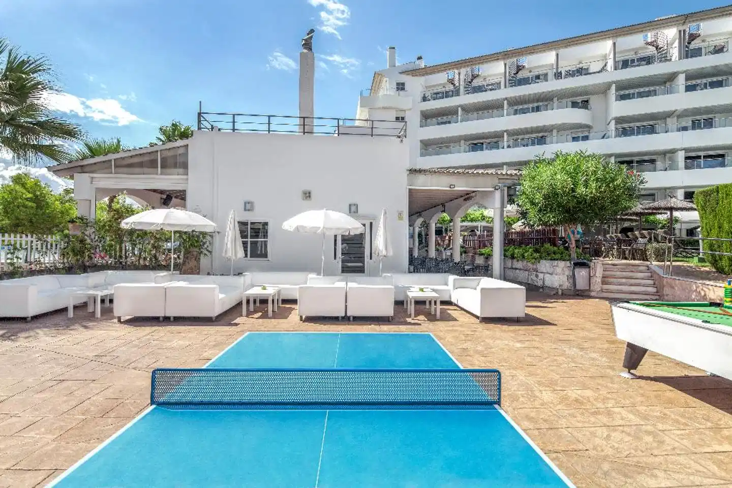 Ona Garden Lago Pool