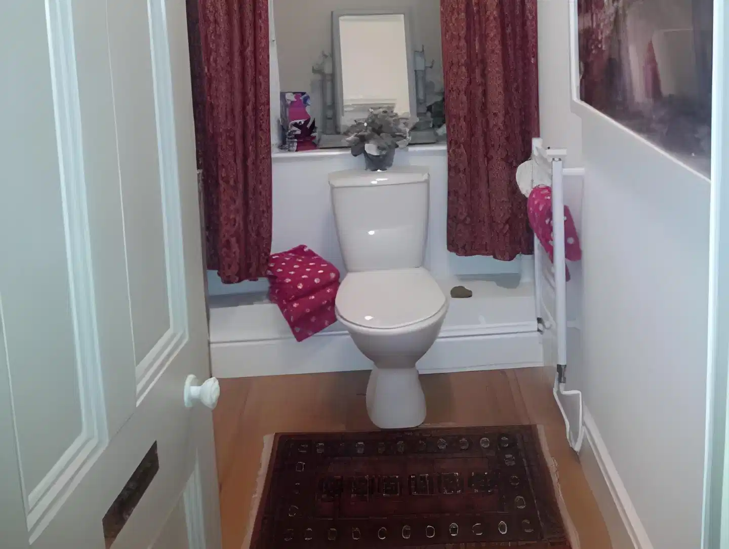 The Forester and Flower Badezimmer